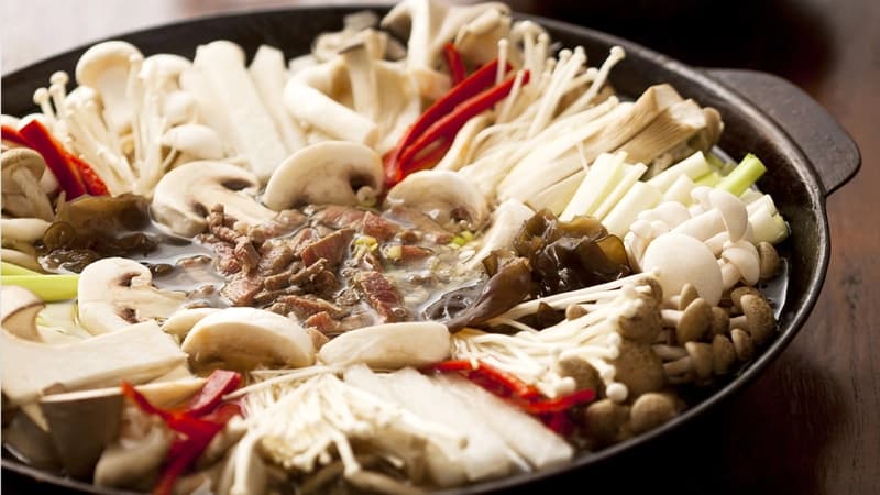 버섯전골 재료 준비 사진
